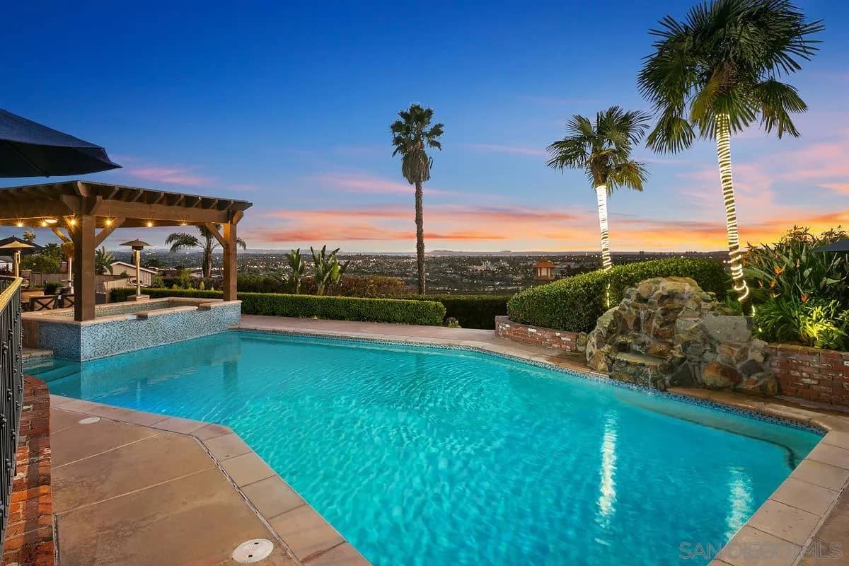 6525 Crystalaire, San Diego, California, 92120