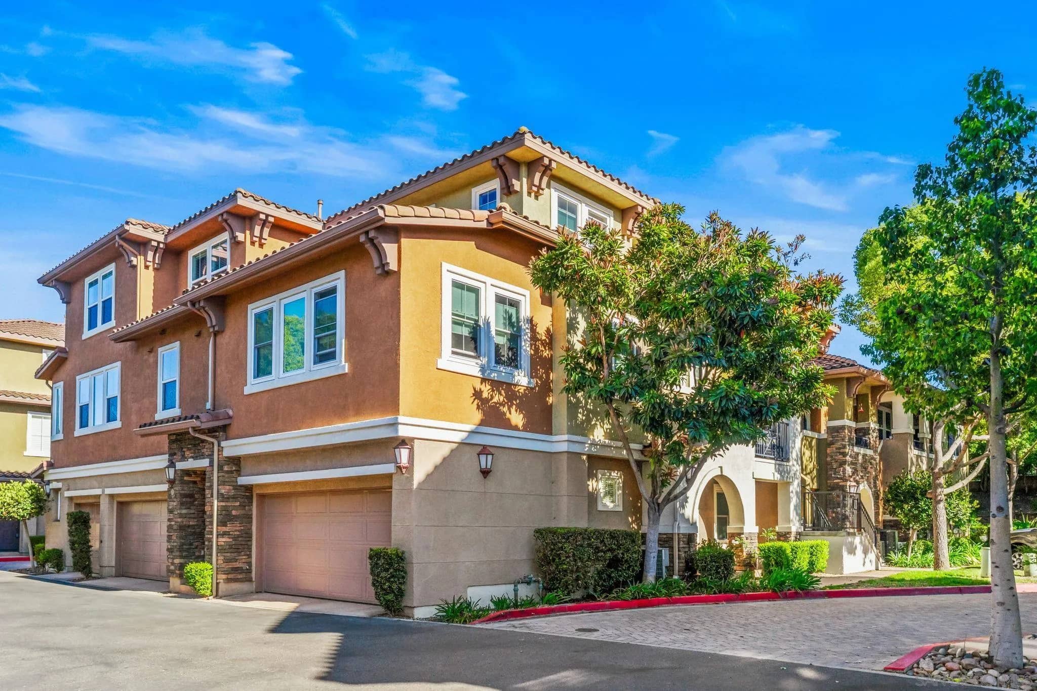 14 Via Montisi, Santee, California, 92071