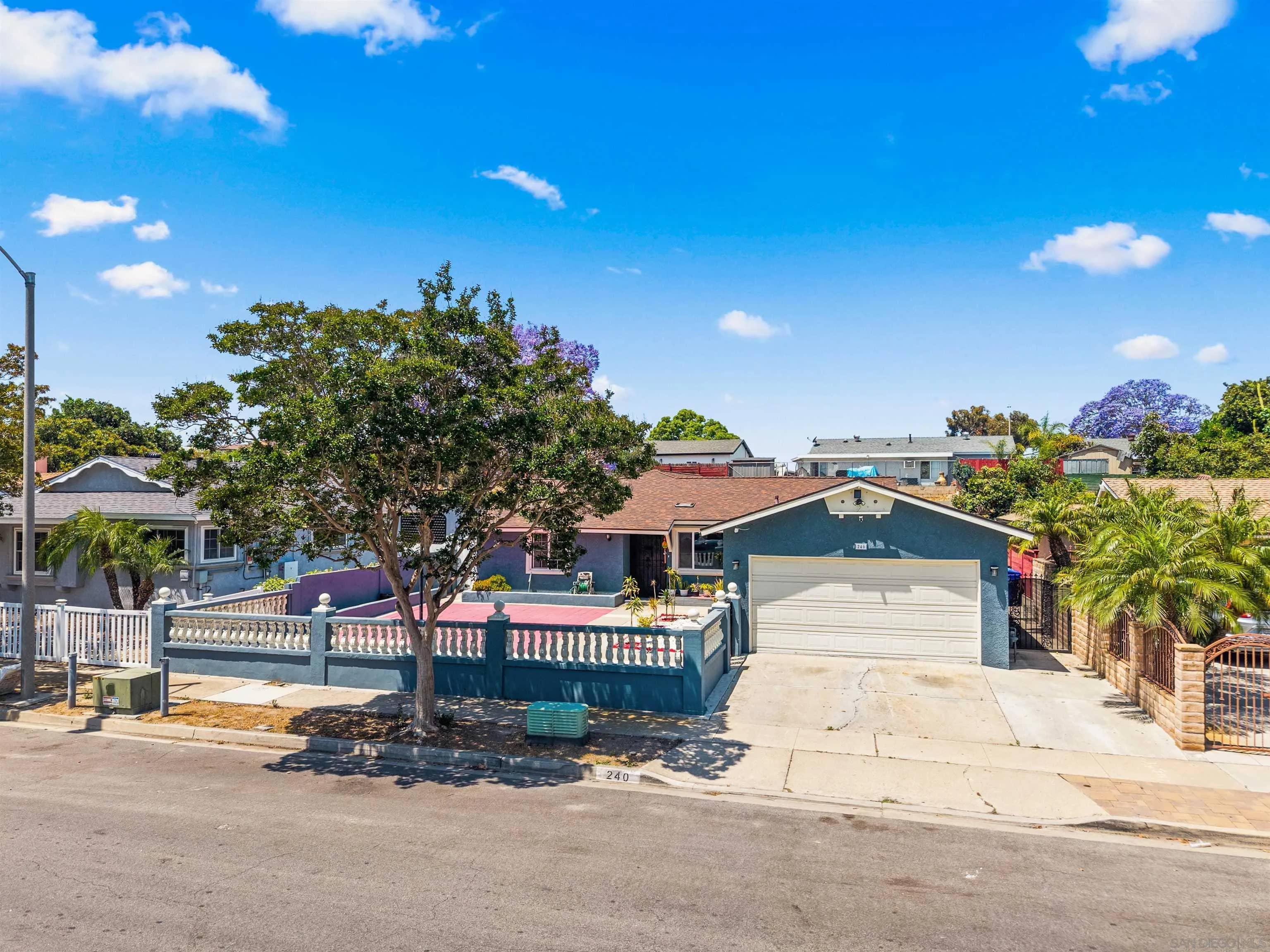 240 Ledgewood Ln, San Diego, California, 92114