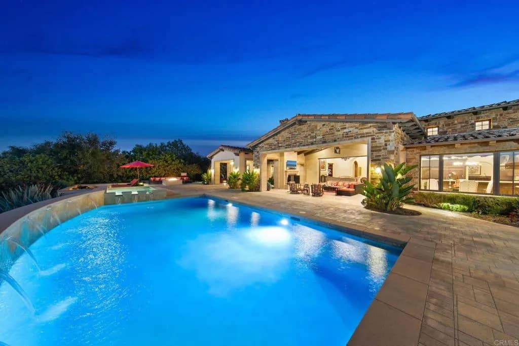 7953 Sentinel, San Diego, California, 92127