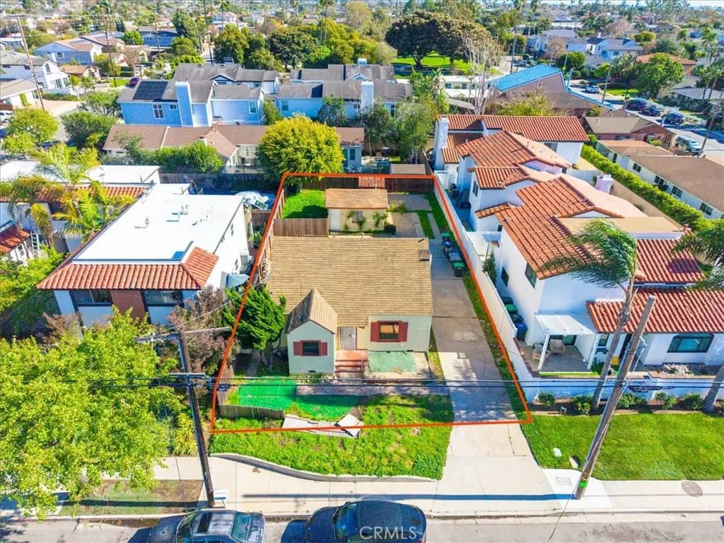 1586 Orange, Costa Mesa, California, 92627