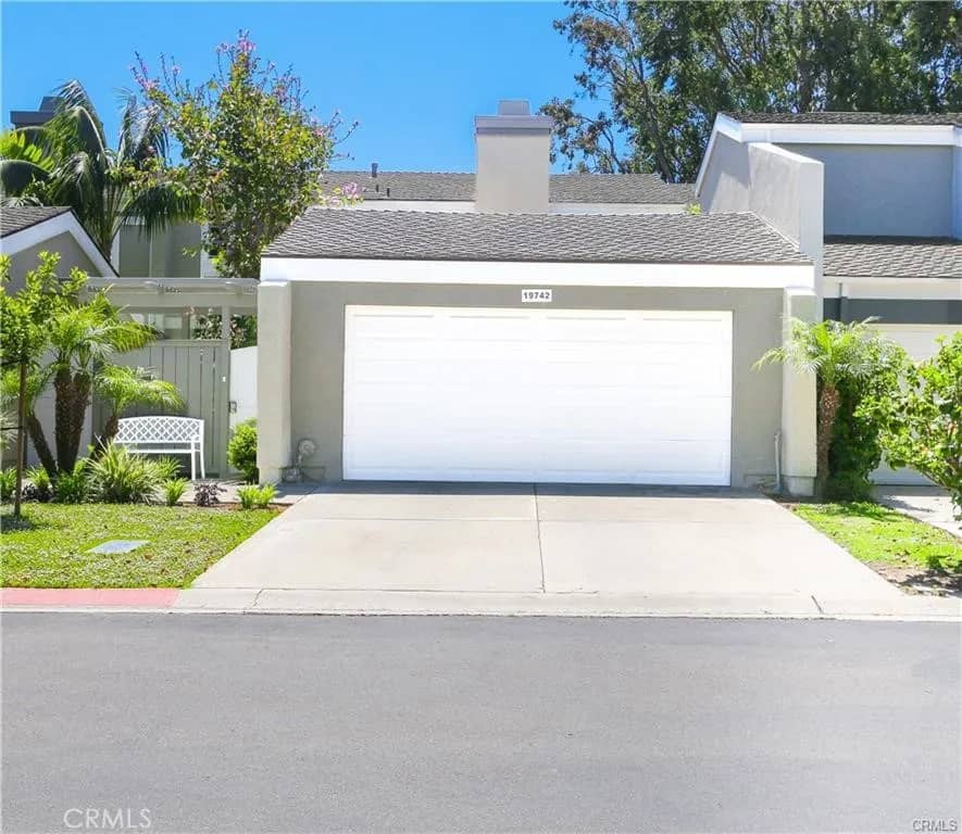 19742 Oceanaire Circle, Huntington Beach, California, 92648