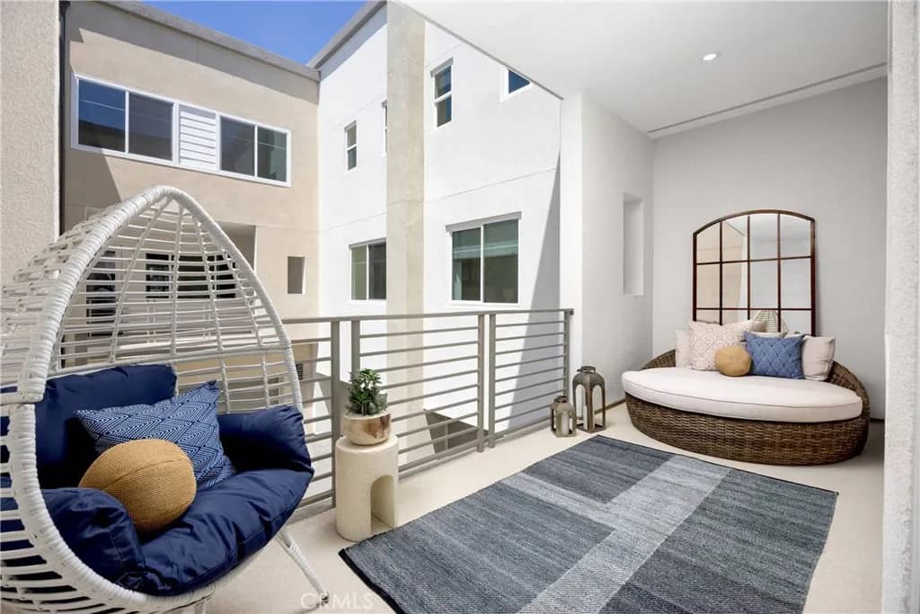 7256 Pointbreak Drive, Huntington Beach, California, 92647