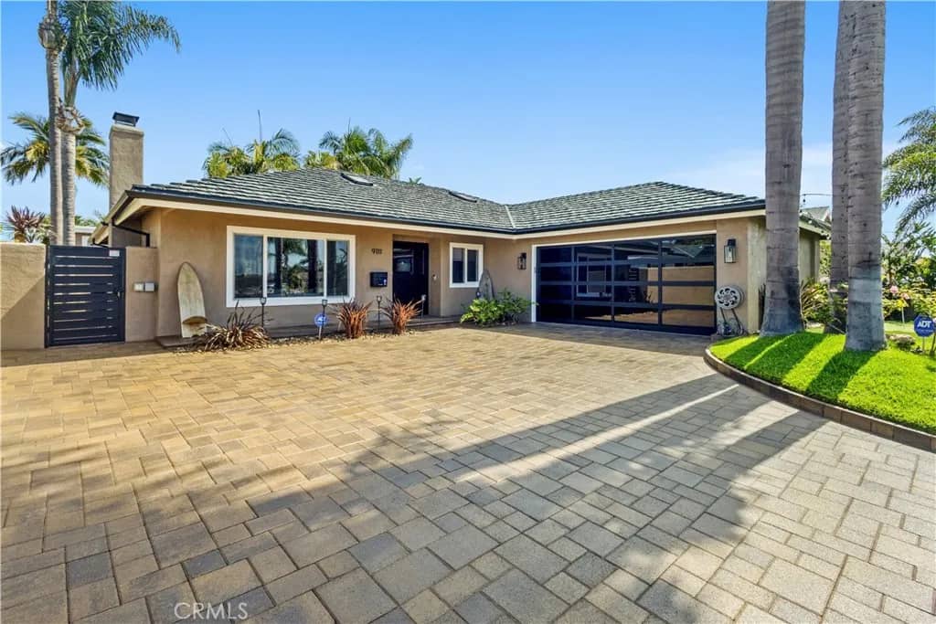 9111 Ellsworth, Huntington Beach, California, 92646