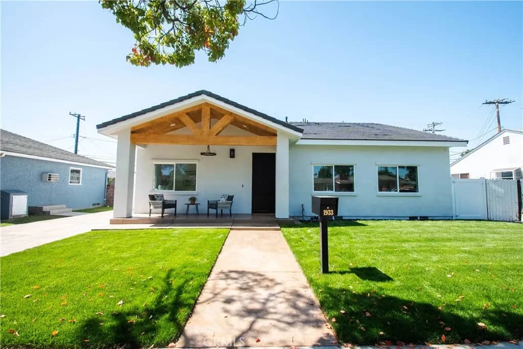 1933 Fanwood, Long Beach, California, 90815