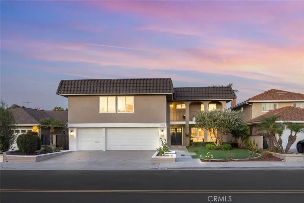 15662 Dawson, Huntington Beach, California, 92647