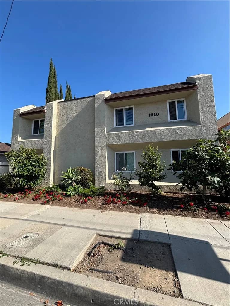 1610 W Civic Center, Santa Ana, California, 92703