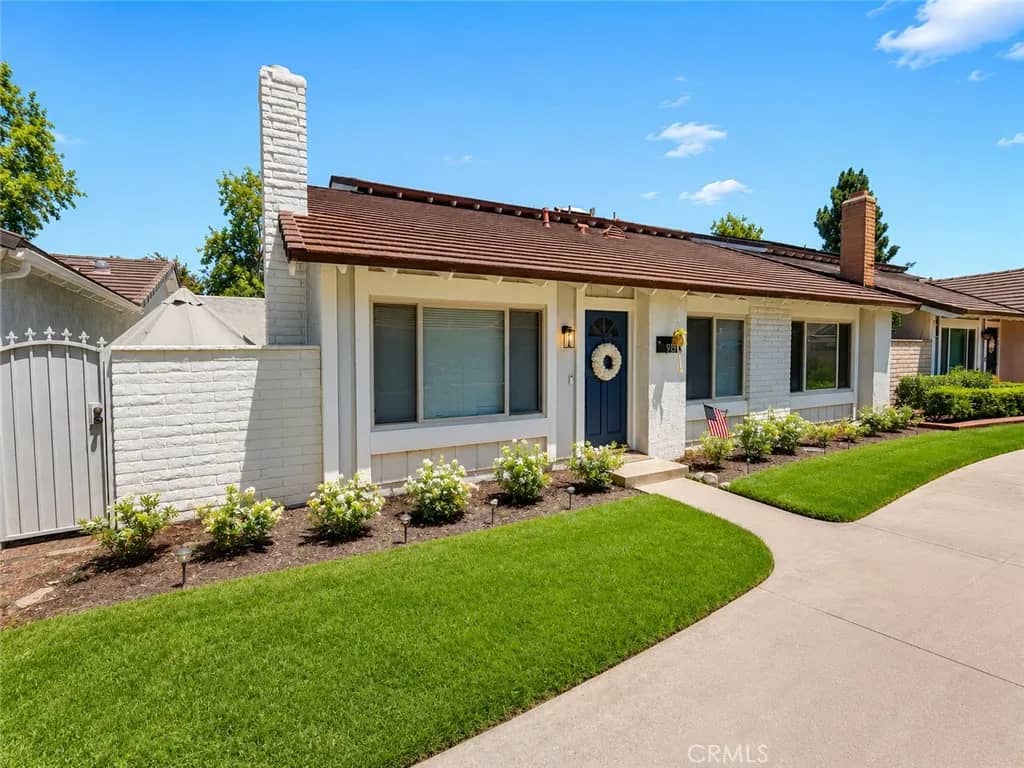 1913 W Wakeham, Santa Ana, California, 92704
