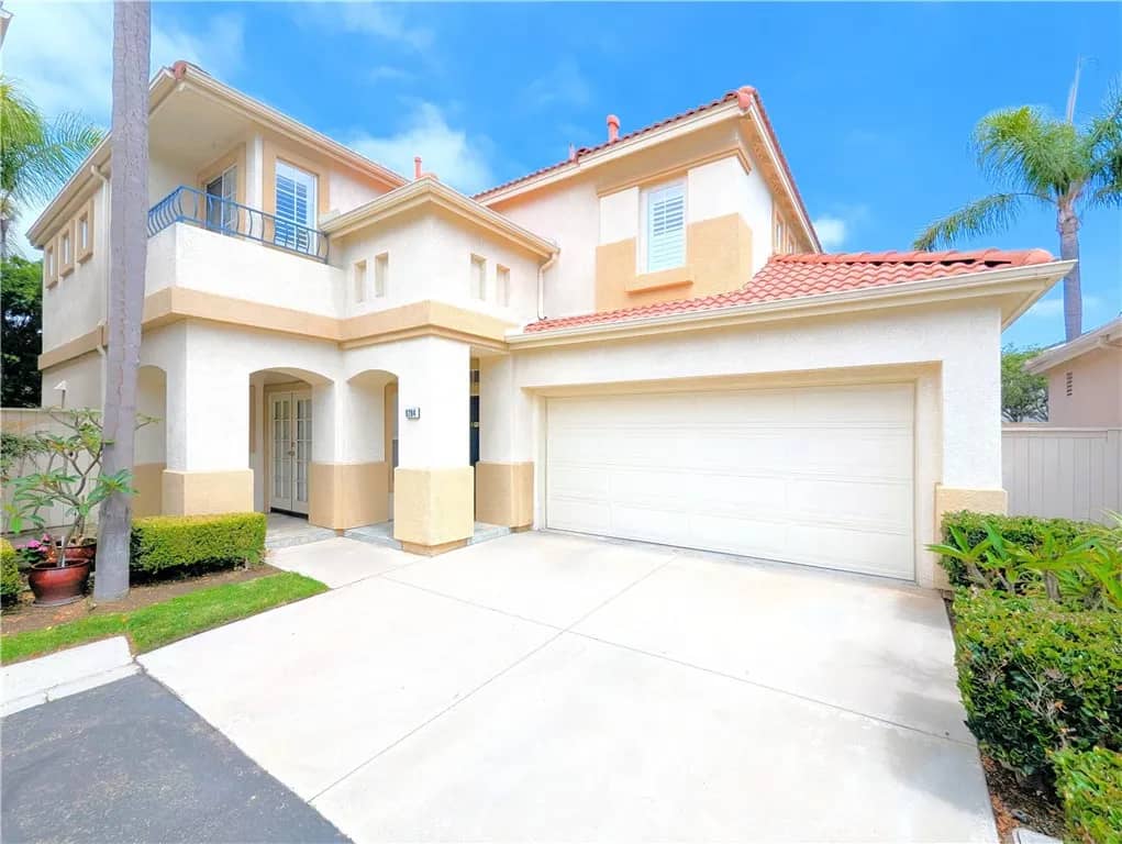 8204 Constantine Drive, Huntington Beach, California, 92646
