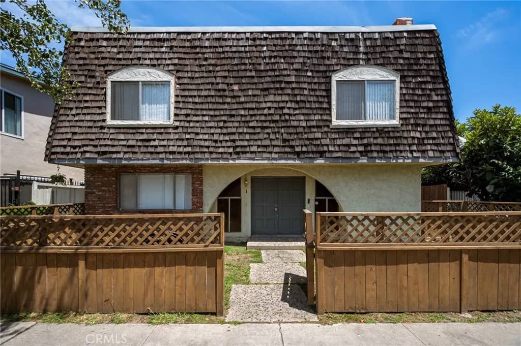 380 Temple Avenue, Long Beach, California, 90814