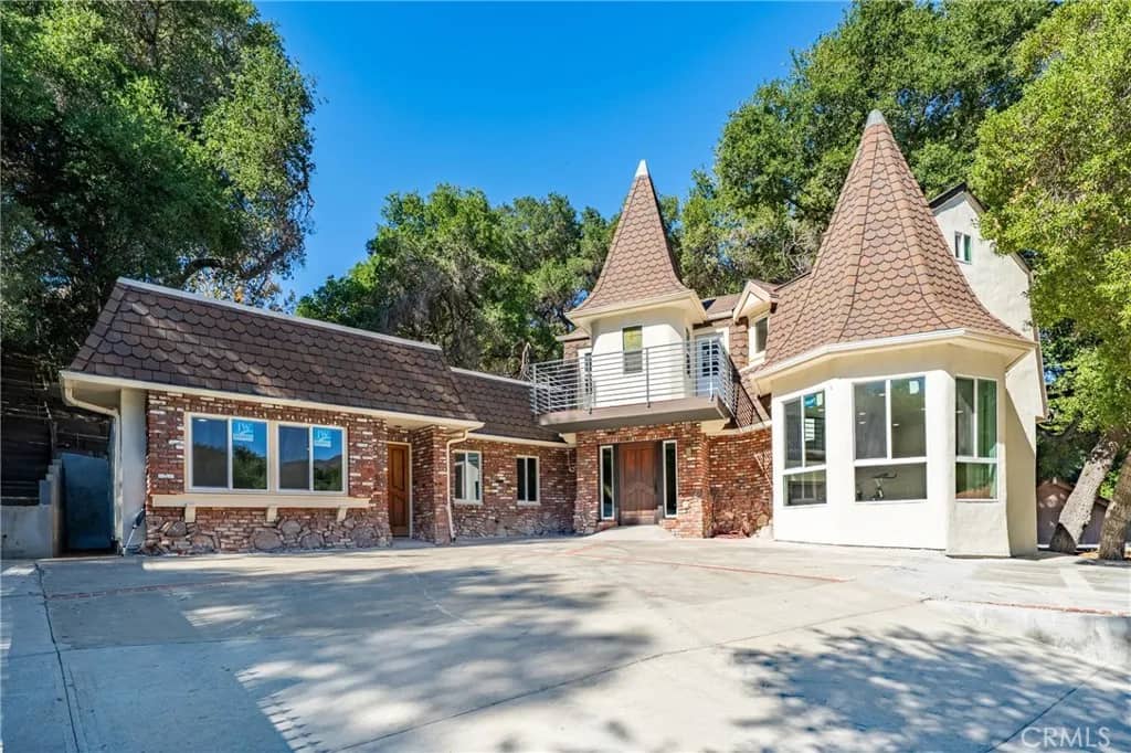 26251 Ravenhill Road, Canyon Country, California, 91387