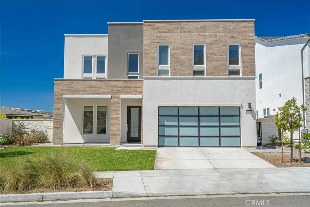 27871 Screenplay Place, Valencia, California, 91381