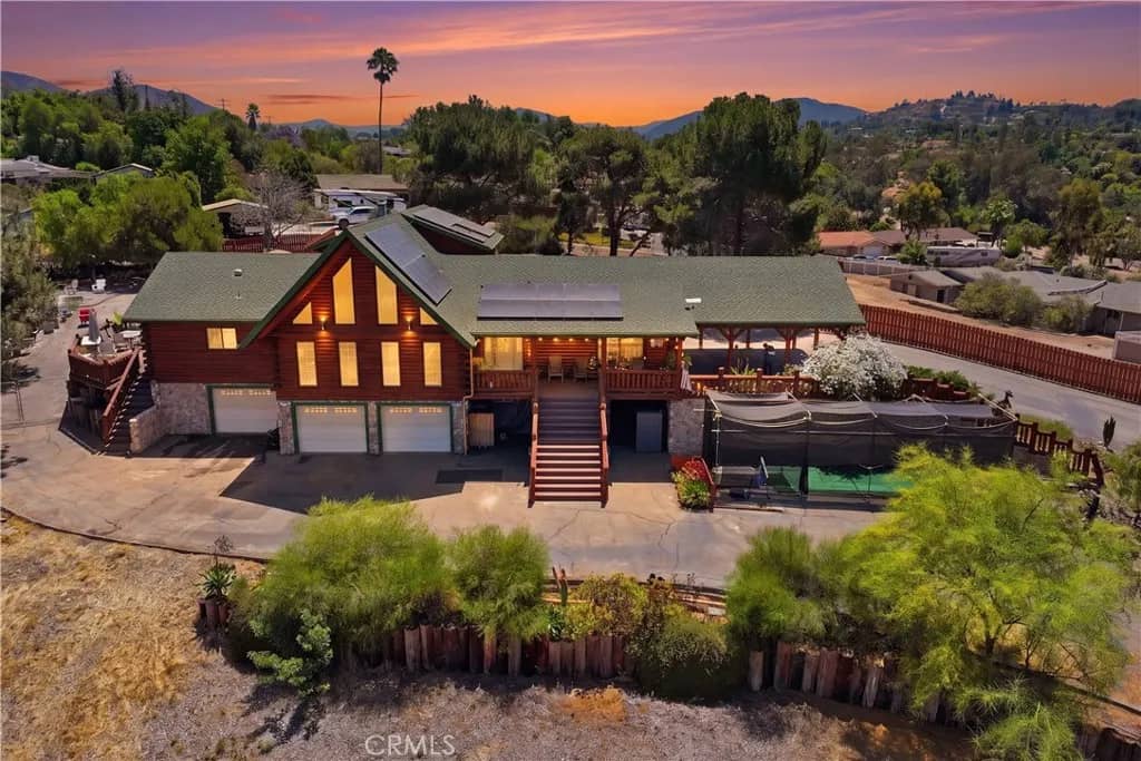 525 Calle Encanto, El Cajon, California, 92019