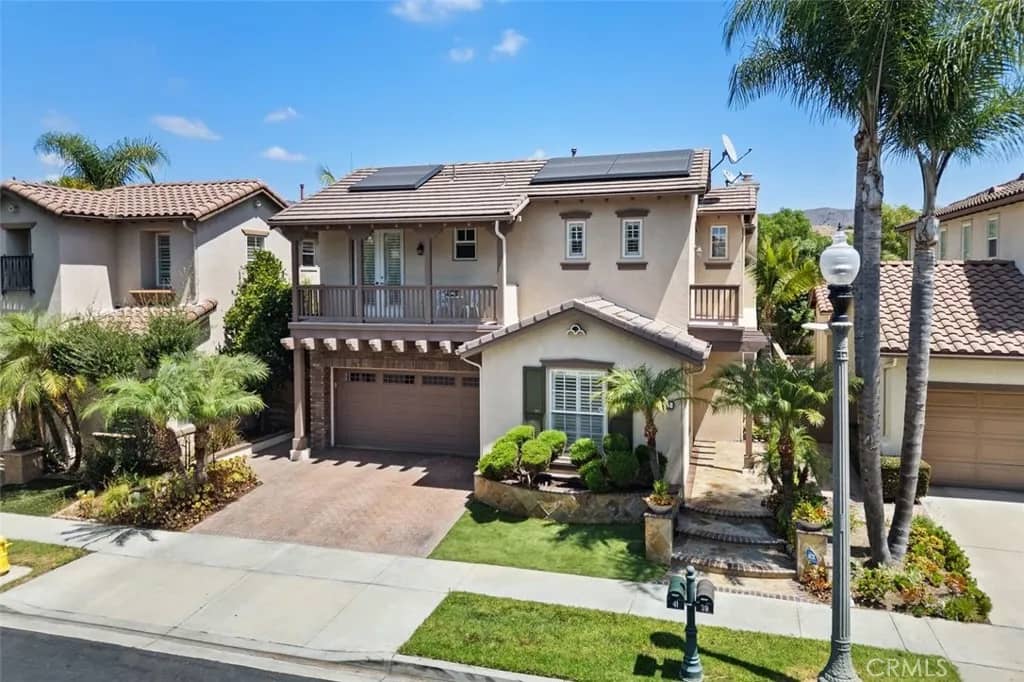 41 Carpenteria, Irvine, California, 92602