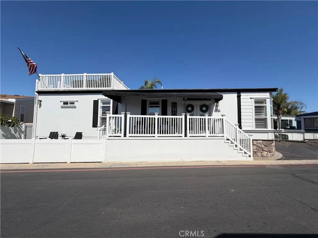 80 Huntington 606, Huntington Beach, California, 92648