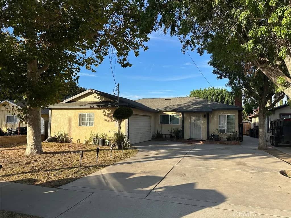 25022 Newhall, Newhall, California, 91321