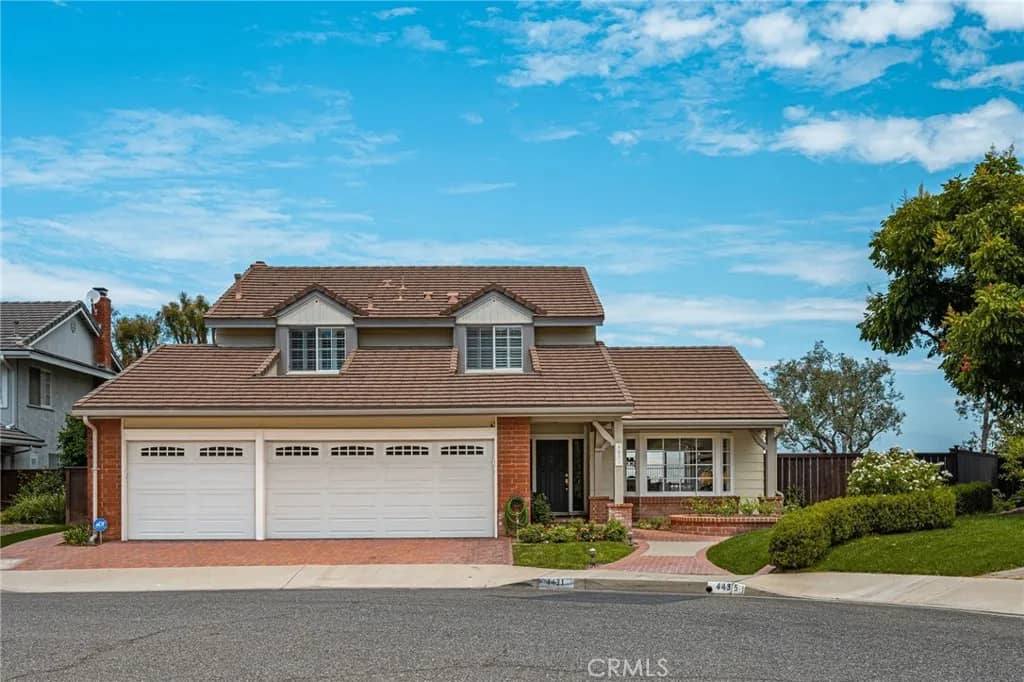 4431 E Olive Branch, Anaheim, California, 92807
