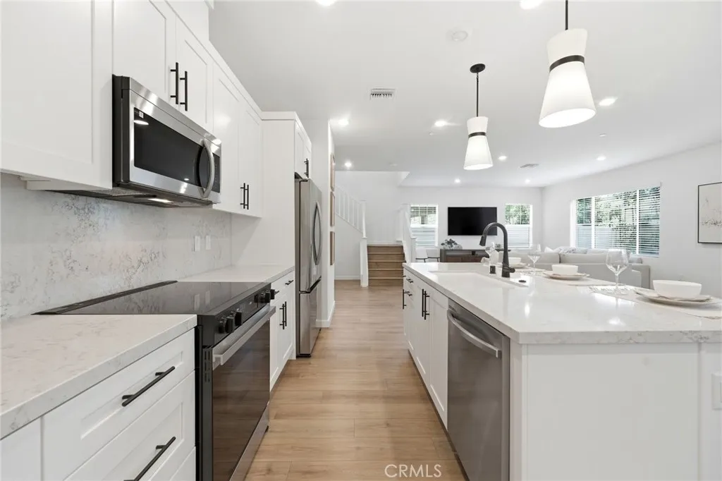 23712 Wilcox Drive, Newhall, California, 91321