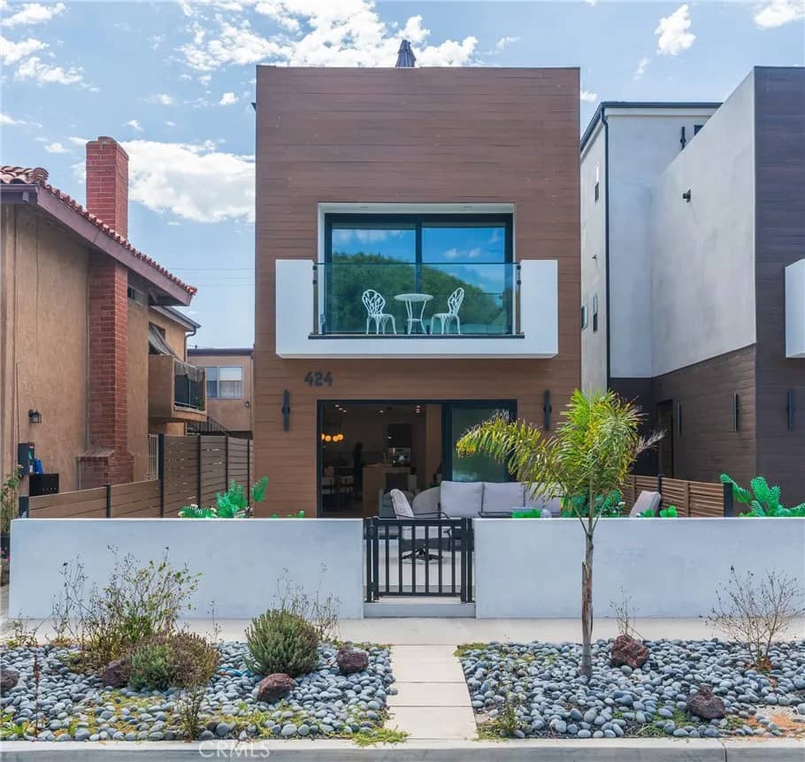 424 20th, Huntington Beach, California, 92648
