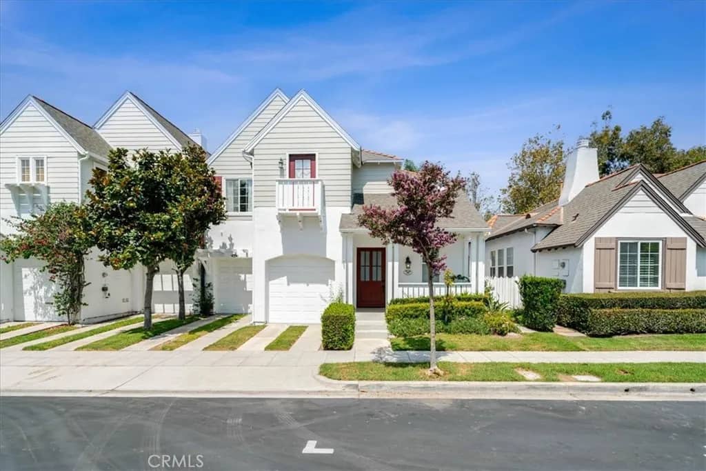 98 Winslow, Irvine, California, 92620