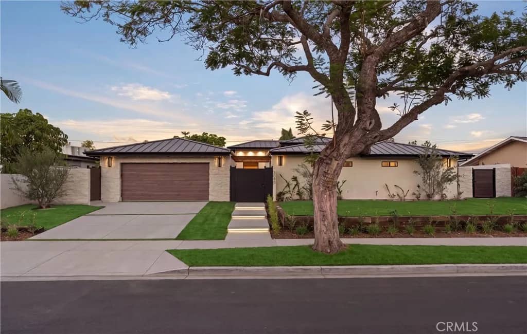 3080 Country Club Drive, Costa Mesa, California, 92626