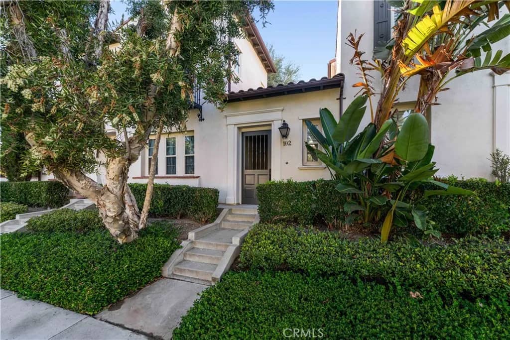 102 Mission, Irvine, California, 92620