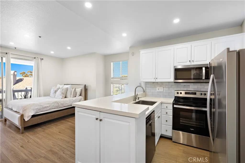 20301 Bluffside 313, Huntington Beach, California, 92646