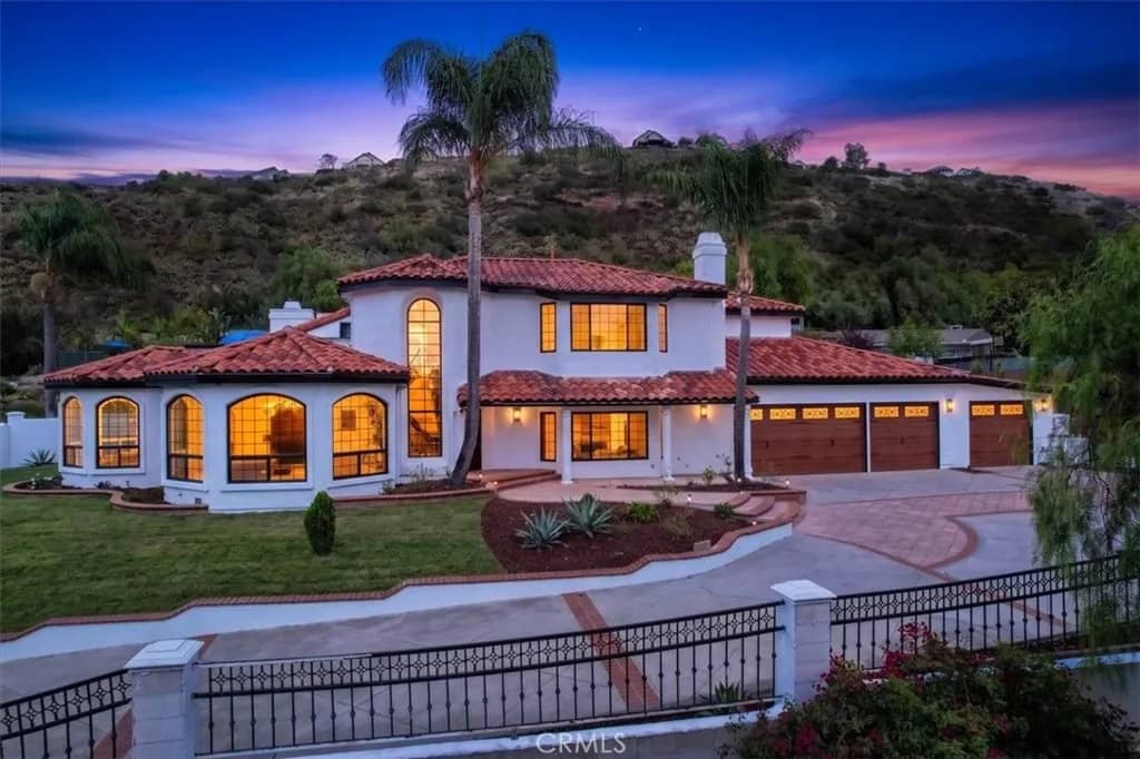 12322 Canyon Terrace, Santa Ana, California, 92705