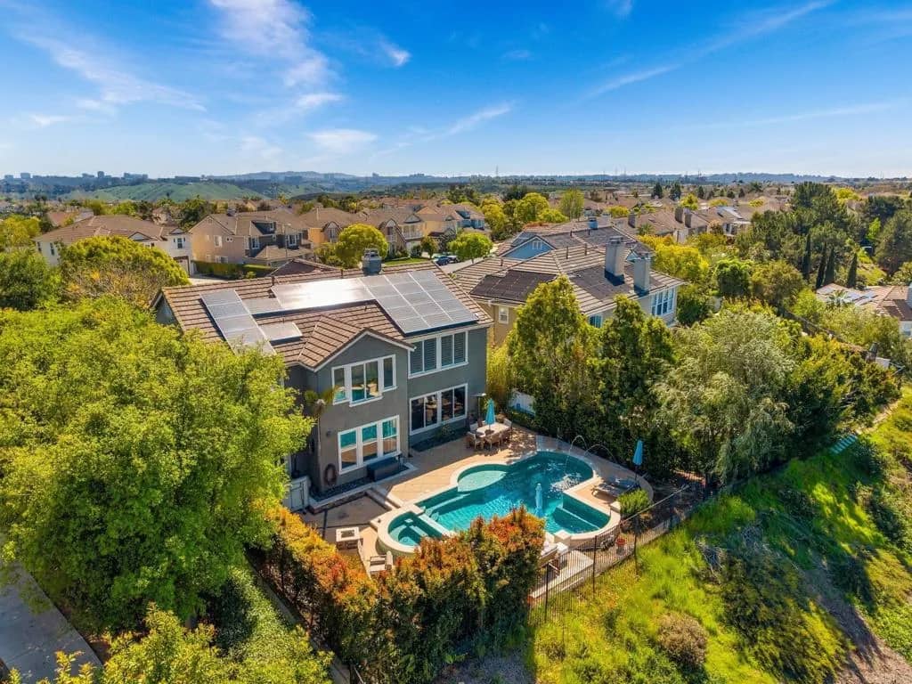 5476 Foxhound Way, San Diego, California, 92130