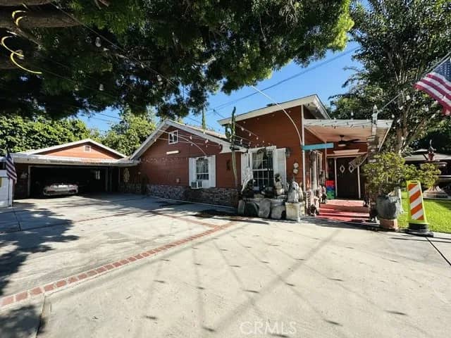 1576 W Orangewood, Anaheim, California, 92802