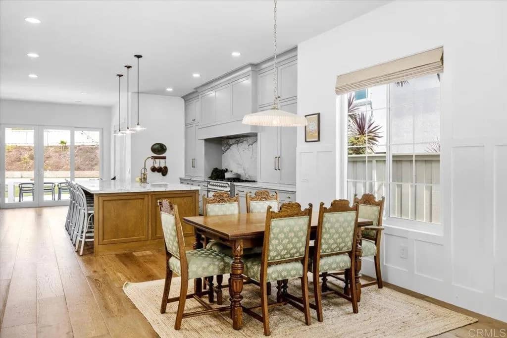 1258 Mariposa Road, Carlsbad, California, 92011