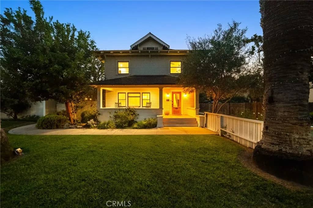 711 Lemon Street, Anaheim, California, 92805