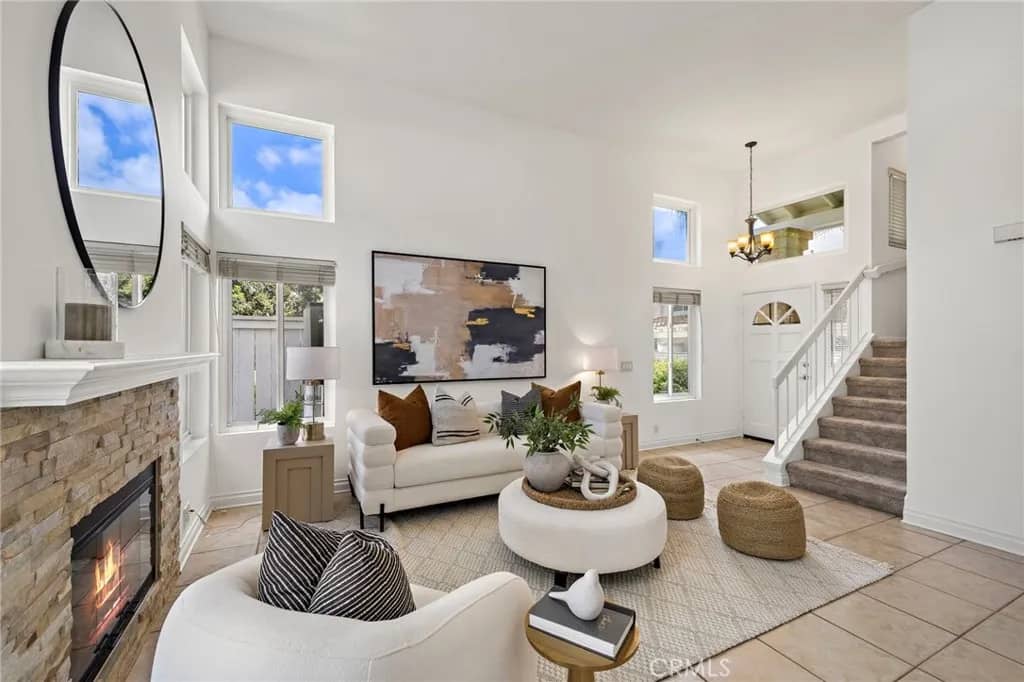 26907 Begonia, Mission Viejo, California, 92692
