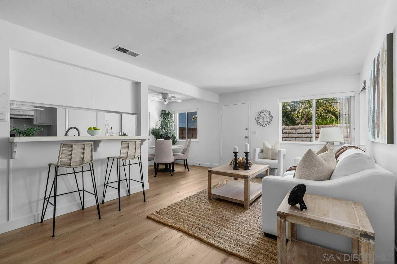 16394 Del Oro Cir 135, Huntington Beach, California, 92649