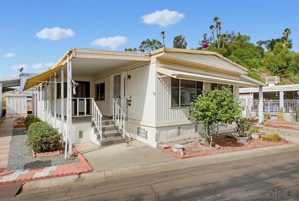 8712 N Magnolia Ave 54, Santee, California, 92071