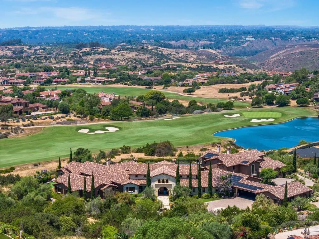 8287 Run Of The Knolls, San Diego, California, 92127