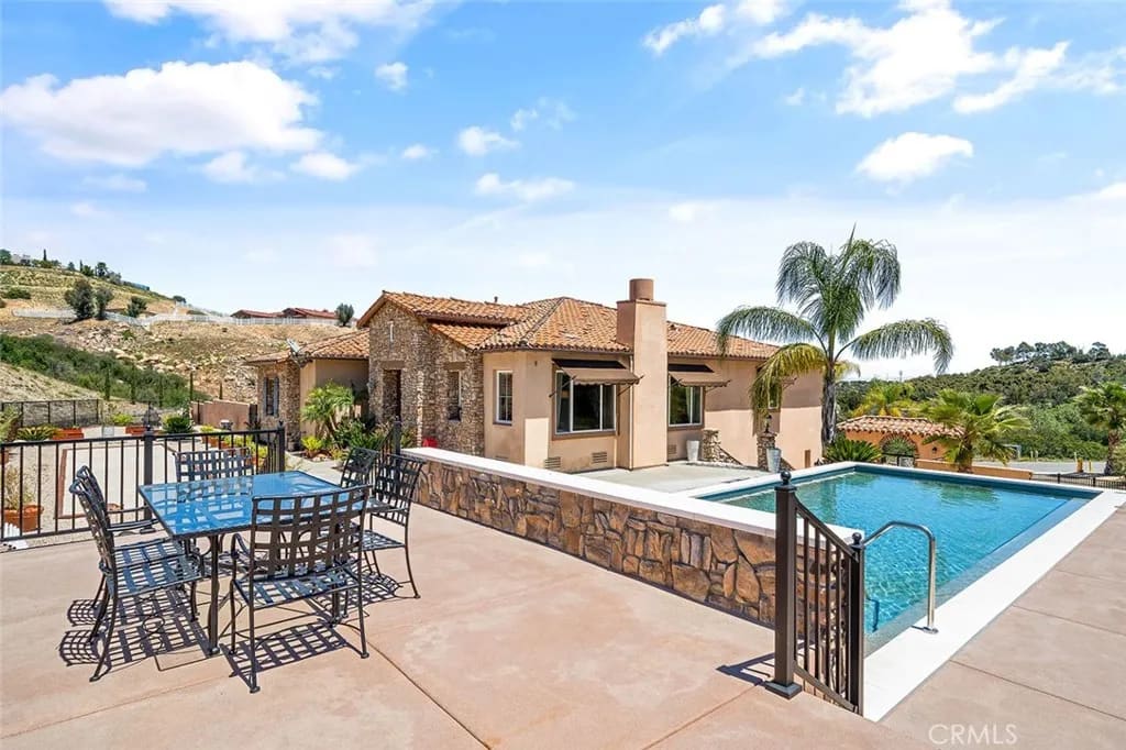 36505 Calle De Lobo, Murrieta, California, 92562