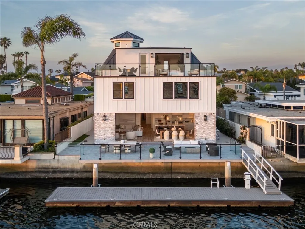 17007 Edgewater Lane, Huntington Beach, California, 92649