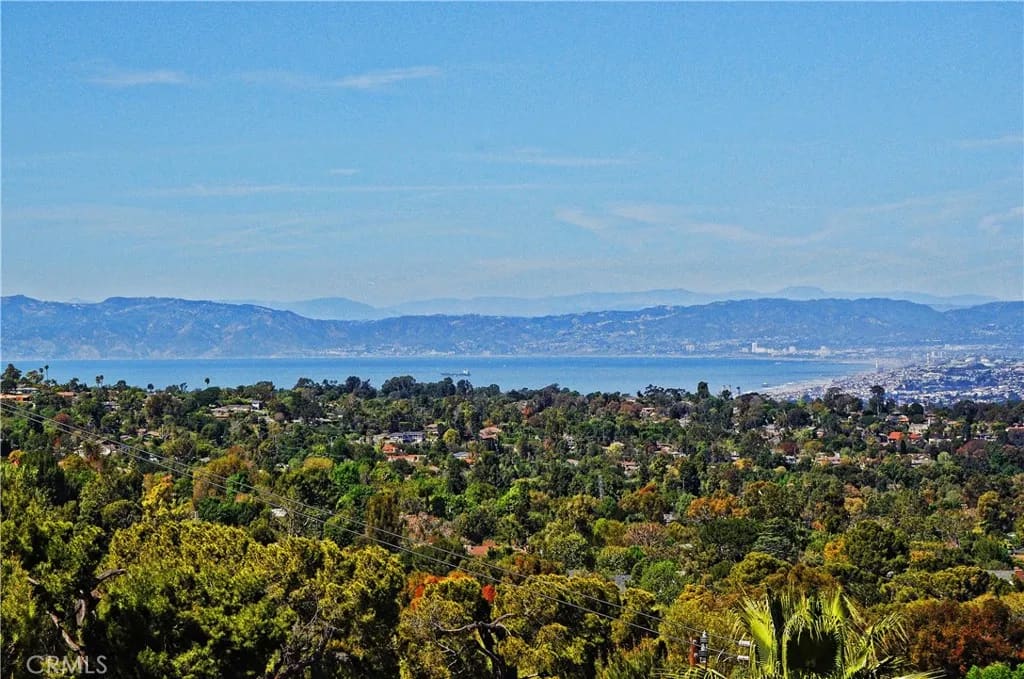 49 Saddleback, Rolling Hills, California, 90274