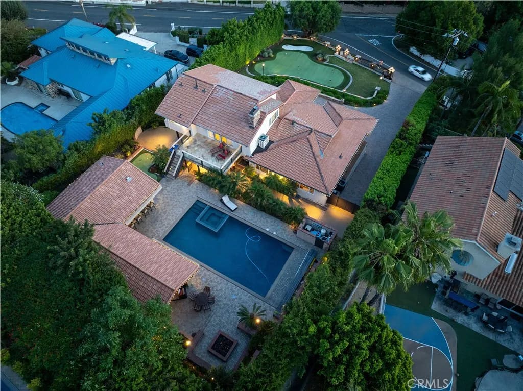 19151 Fowler, Santa Ana, California, 92705