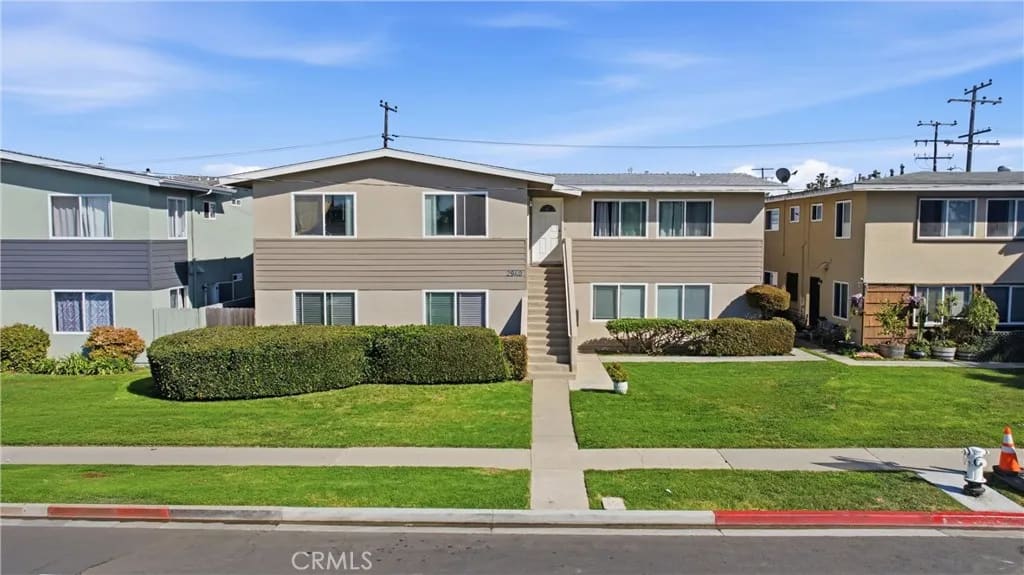 2940 Peppertree, Costa Mesa, California, 92626