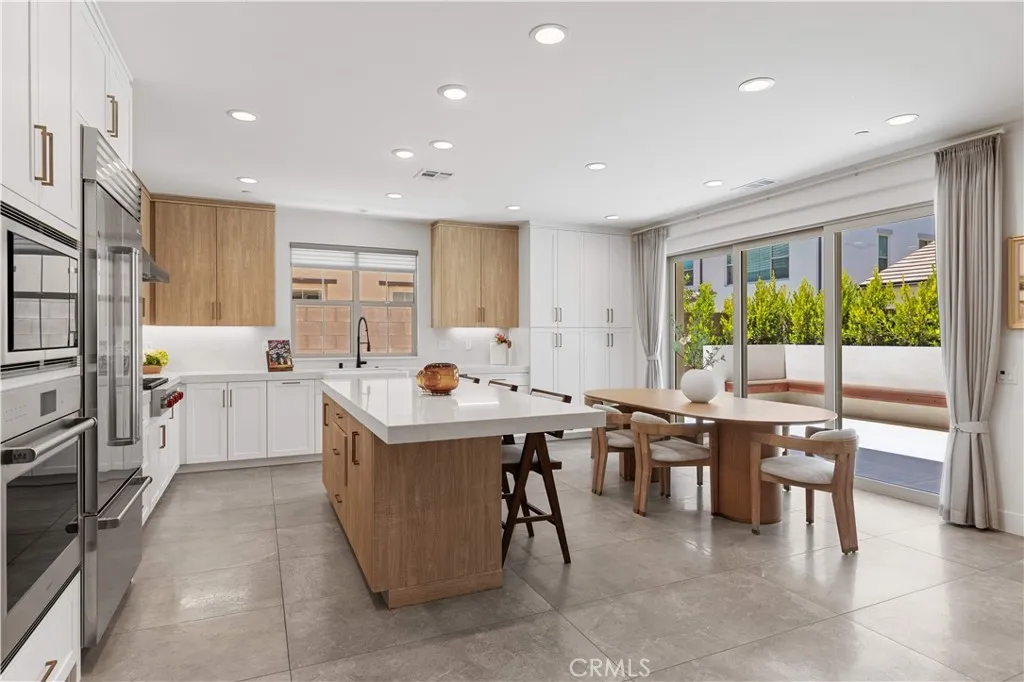 149 Somera, Irvine, California, 92602
