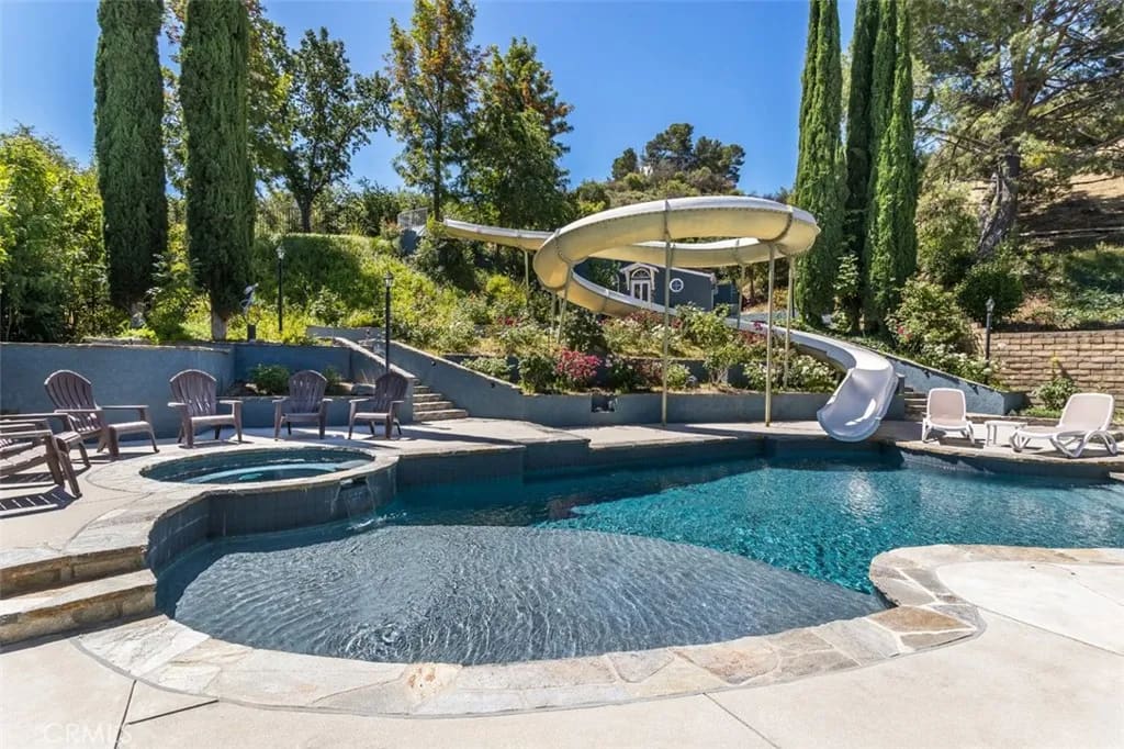 24806 Rosepark Court, Newhall, California, 91321