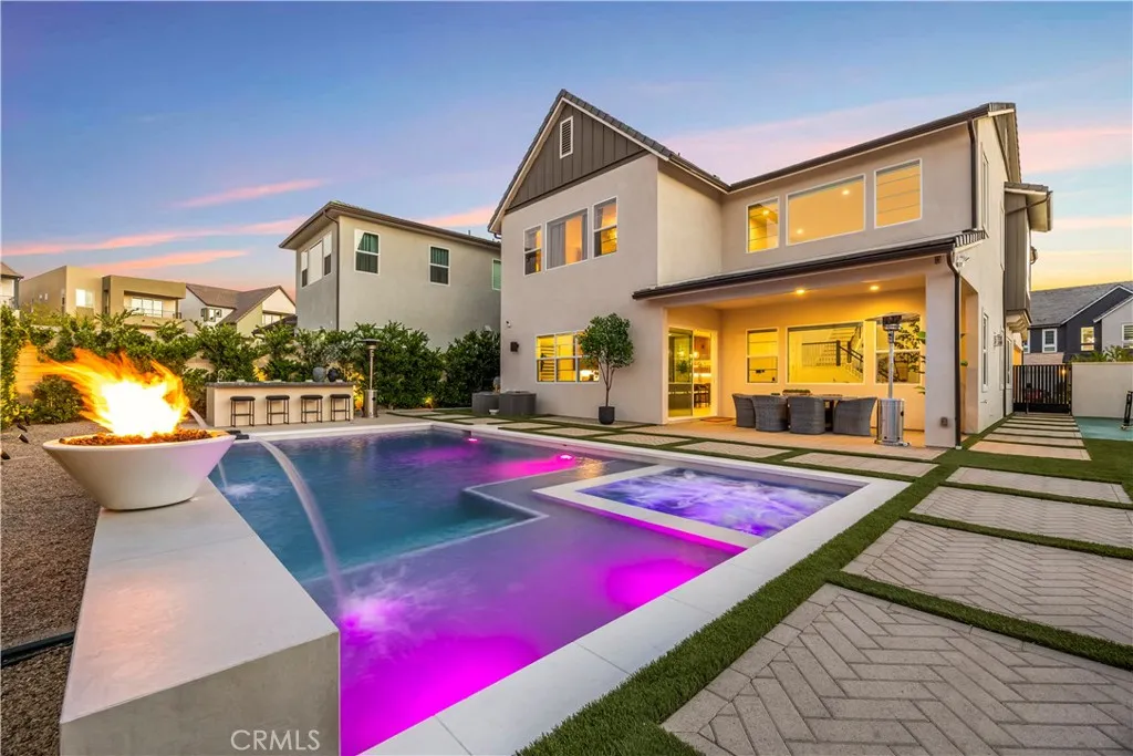 27762 Lens, Valencia, California, 91381