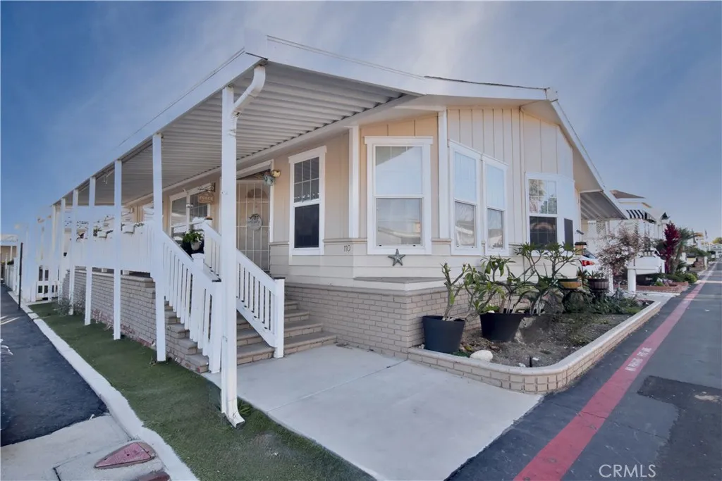 9850 Garfield 110, Huntington Beach, California, 92646