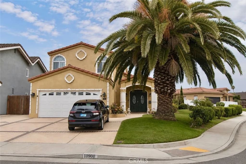 10900 La Flor, Fountain Valley, California, 92708