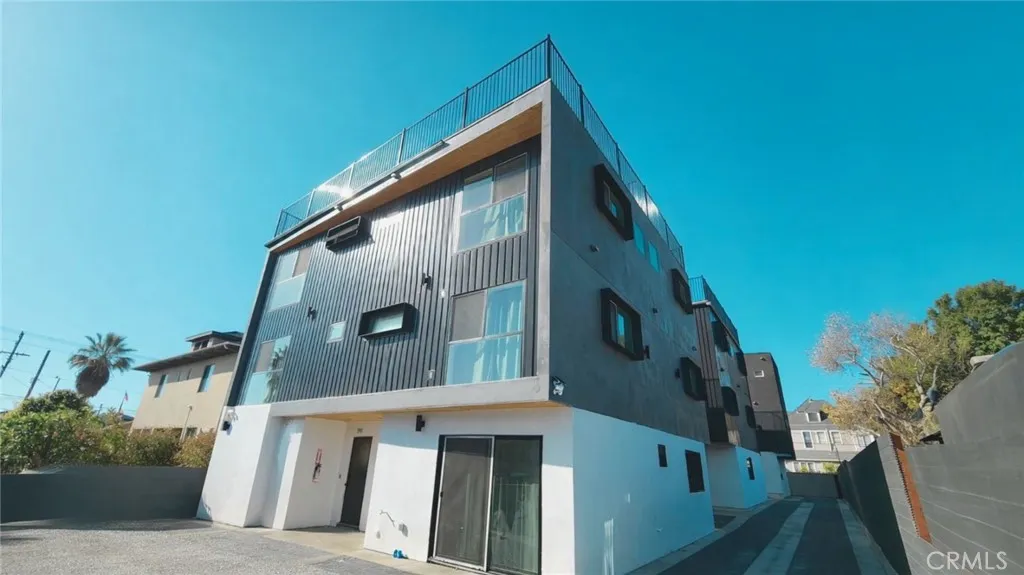 351 S State, Los Angeles, California, 90033