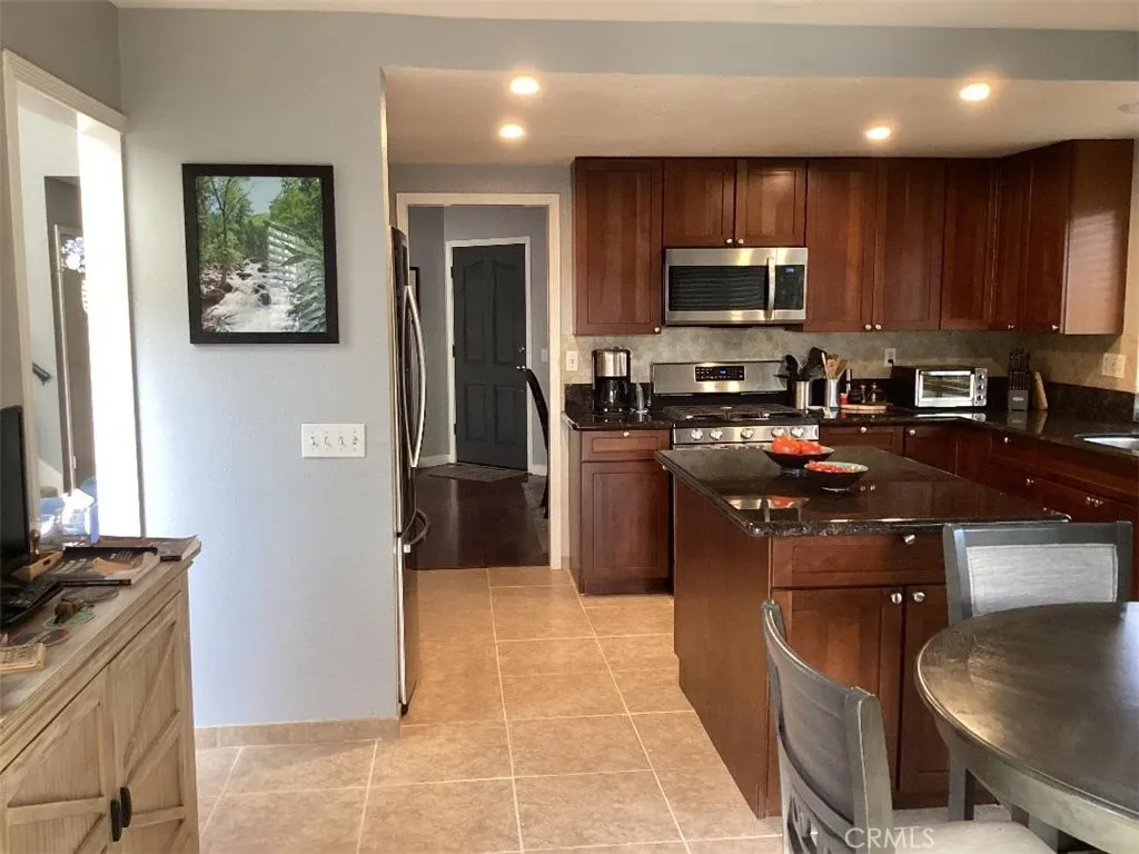 12568 Rideabout Court, San Diego, California, 92129