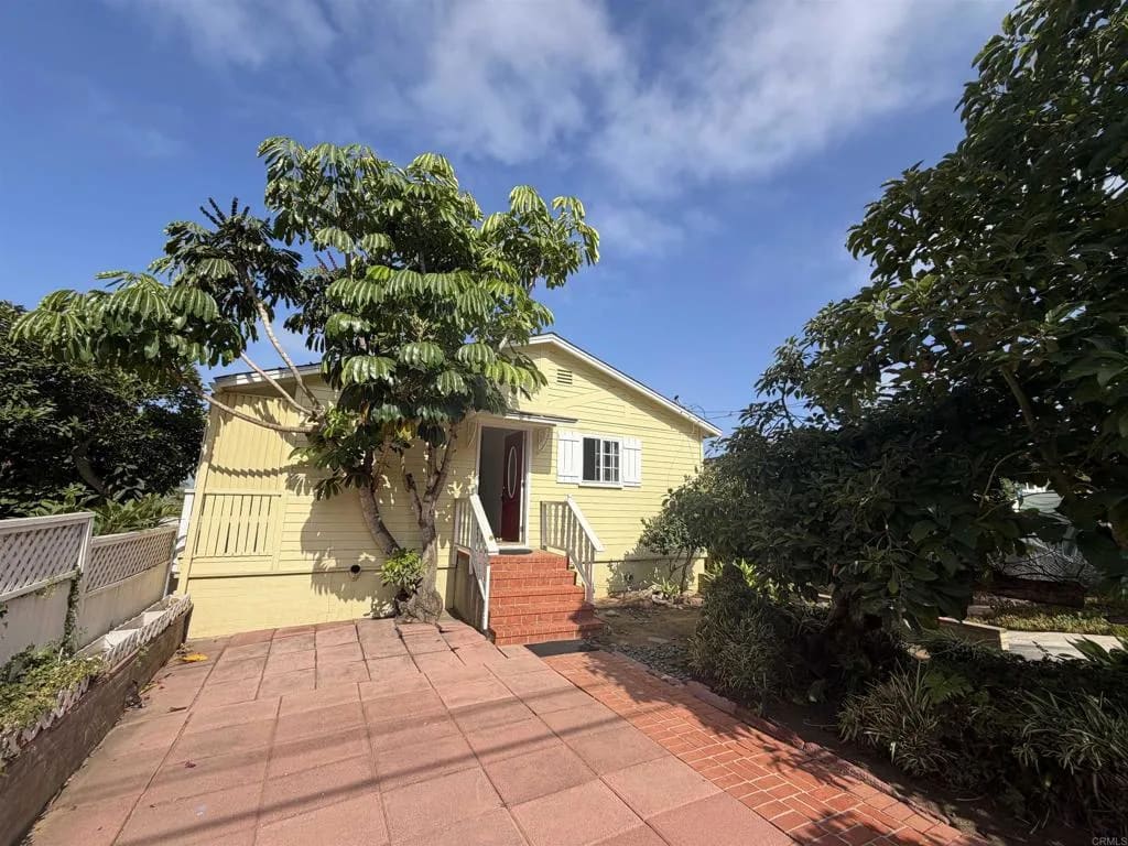 534 Ocean View Avenue, Encinitas, California, 92024