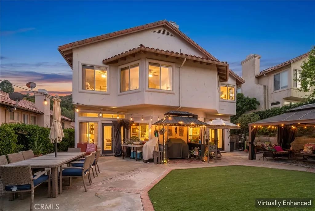 24515 Ebelden, Newhall, California, 91321